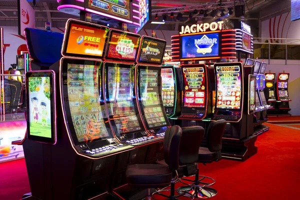 bujur888 Texas Poker mobile interface in landscape mode with chip stack, hand history, and player positions visible